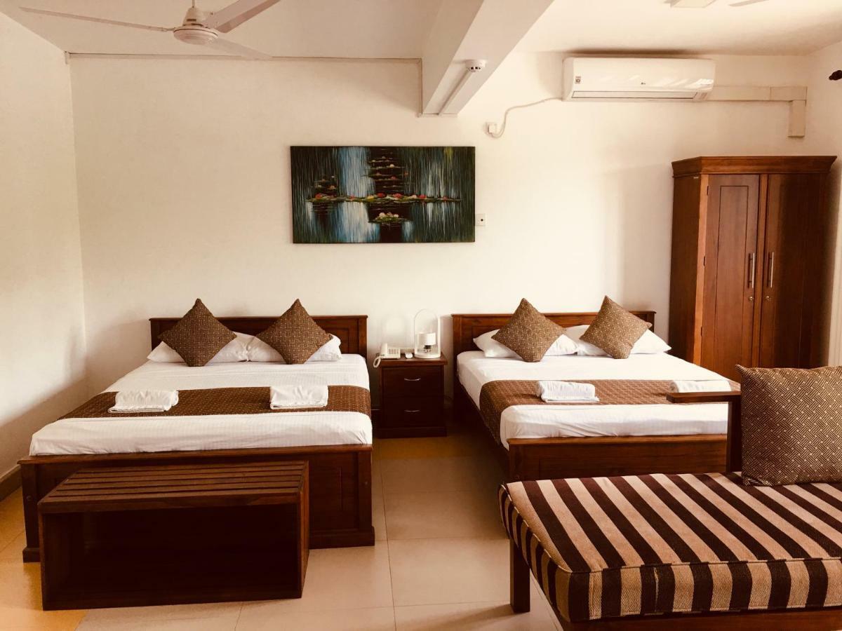 Sarvodaya Samma Vaasa Residence Kandy Kültér fotó