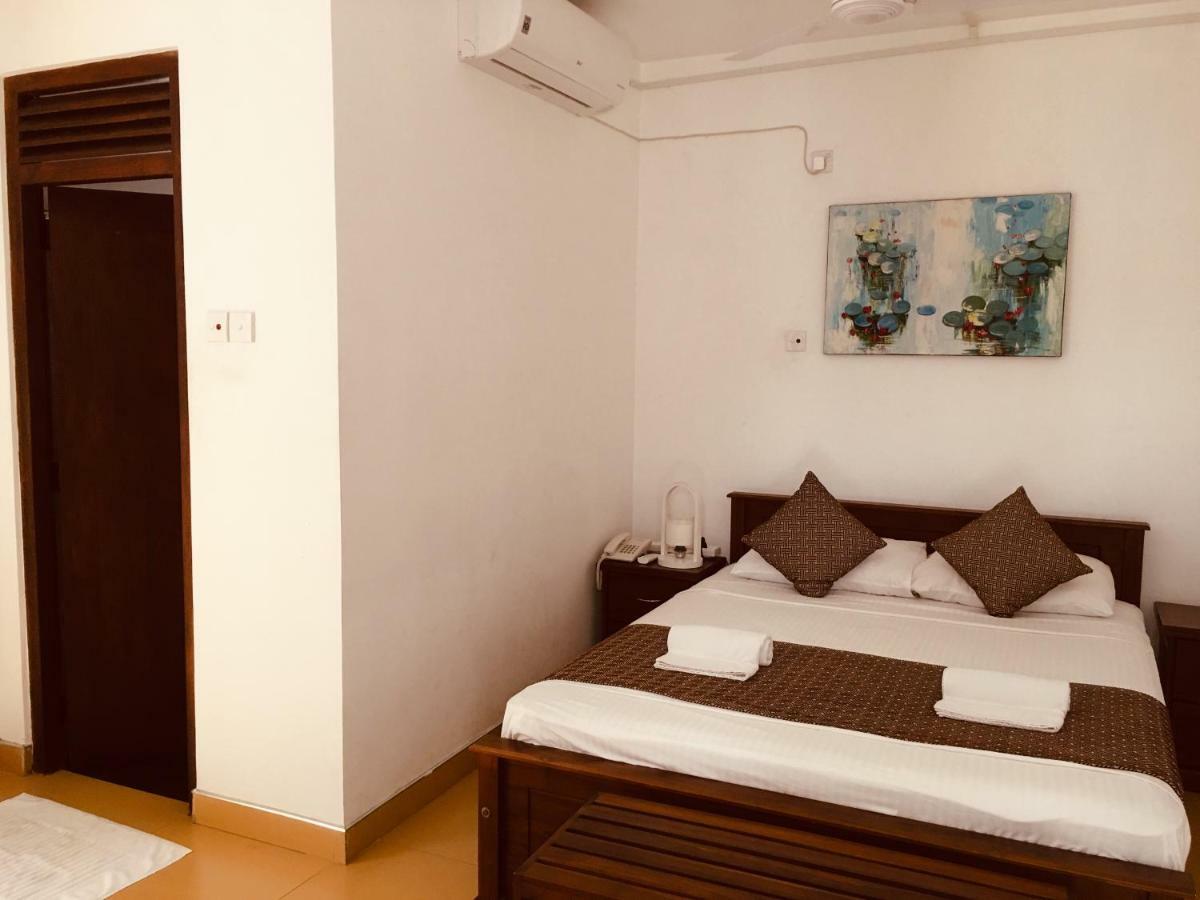 Sarvodaya Samma Vaasa Residence Kandy Kültér fotó